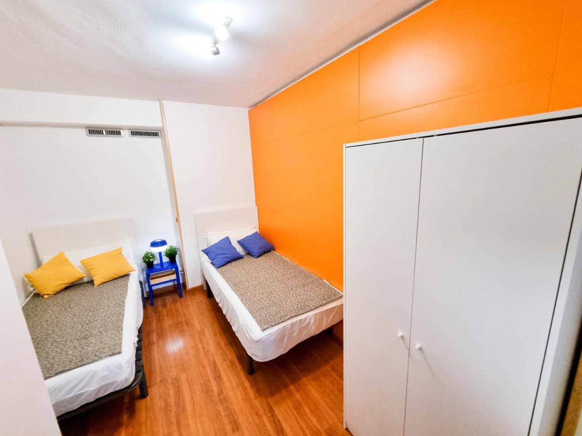 Las Fuentes Del Pilar Comotucasa Zaragoza Luaran gambar